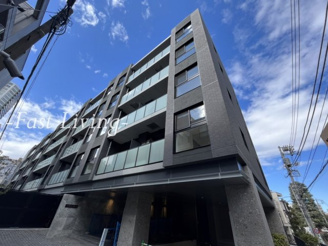 LIBR GRANT 四谷三丁目のエントランス