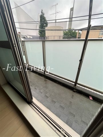 ウイステリア関口のバルコニー