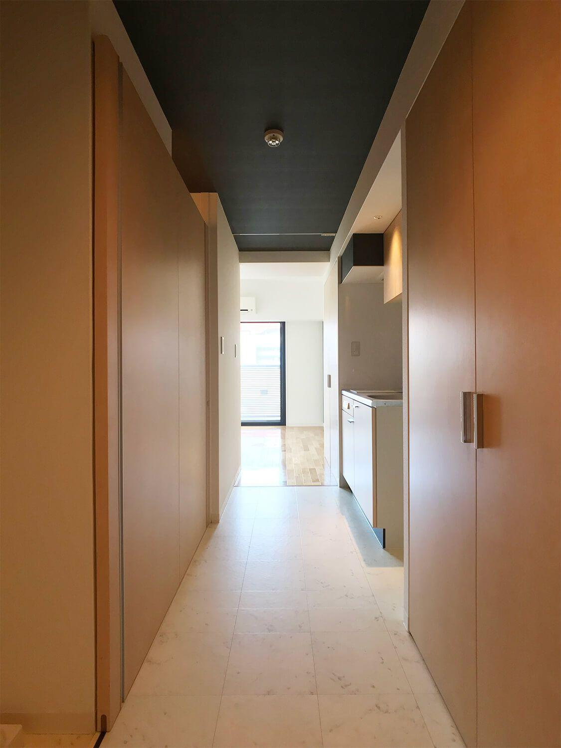 福岡市中央区春吉２丁目の賃貸マンションの玄関