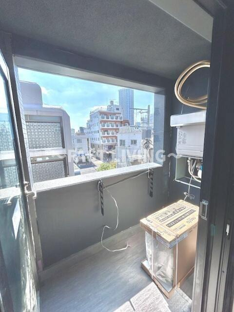 ハルズコート市谷台町のバルコニー