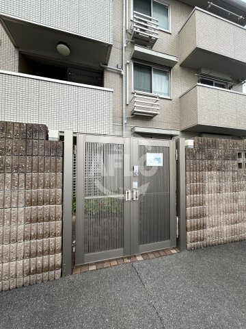 ゲーテッドシティ豊里のエントランス|エントランス