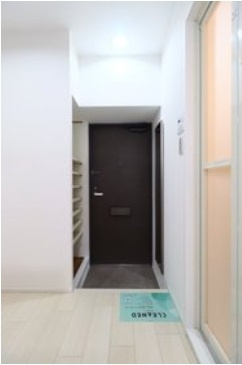 メイツ品川南の玄関