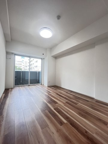 大阪市旭区大宮４丁目の賃貸マンションの居間・リビング
