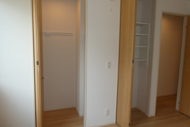 ベルフラワーの収納|クローゼット