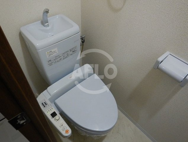 エイペックス大手通のトイレ|エイペックス大手通　温水暖房洗浄便座