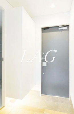 【玄関】 | Ｗ－ＨＯＵＳＥⅢ | 玄関です。