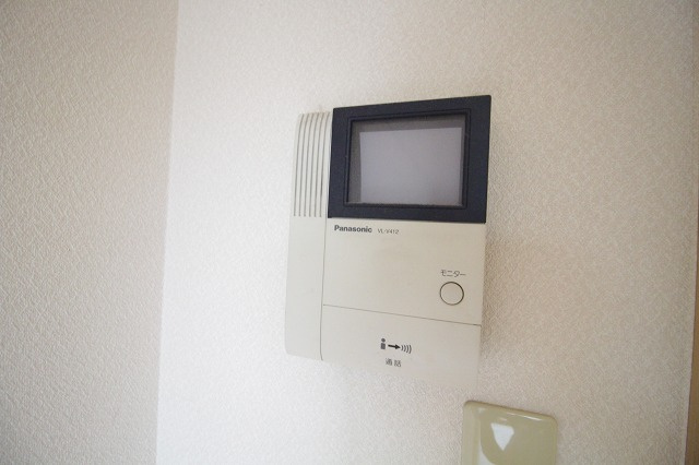サンモール梶ヶ谷のセキュリティ|同間取りの別号室の参考写真です。
現状優先となります。