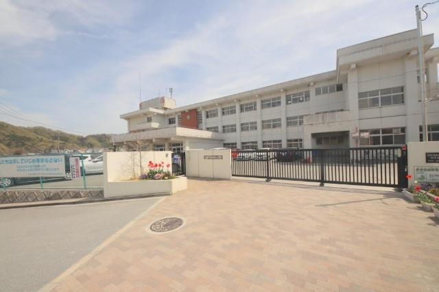 生駒レックスマンションの周辺|小学校「生駒市立壱分小学校まで1322m」