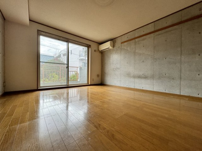 【居間・リビング】 | Ceria大倉山 | 開放感のあるゆったりとしたお部屋です♪