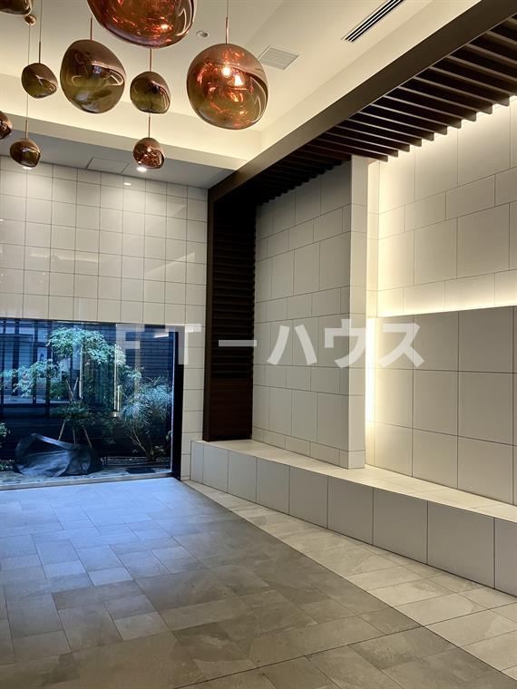 プラウド船橋本町通り のロビー