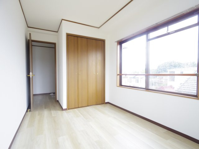 リファイン山加の内装