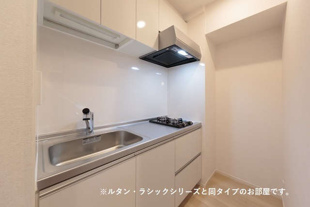 福岡市南区弥永２丁目のアパートのキッチン