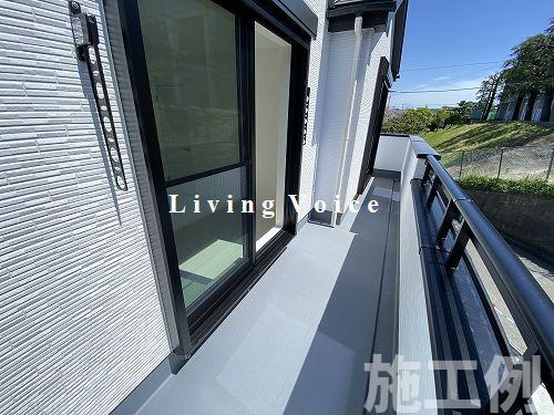 【仲介手数料０円】藤沢市渡内4丁目3期　新築一戸建て　1号棟　全2棟のバルコニー|藤沢市渡内4丁目3期　新築一戸建て　1号棟　全2棟