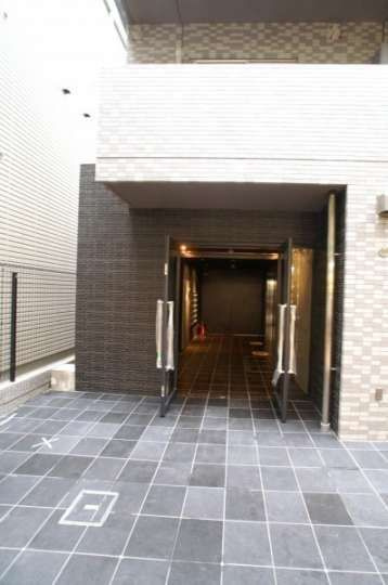 ブライズ荏原中延のエントランス|建物の内部です