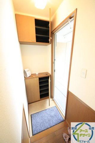 キングスコートの玄関|※類似写真