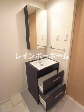 リブリ・千の独立洗面台