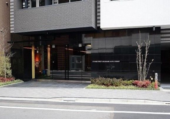 ステージファースト赤羽アジールコートのエントランス