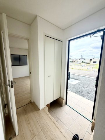 和歌山市新庄第4　新築戸建の玄関