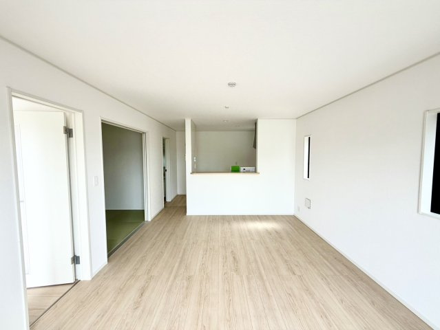 和歌山市新庄第4　新築戸建の居間・リビング