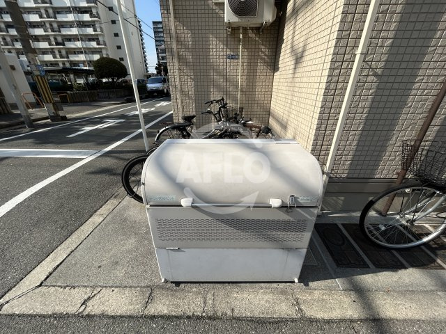 GARNETのその他|ゴミ置き場