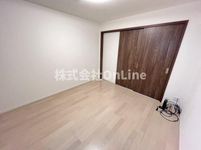 大阪市平野区加美東４丁目のアパートの洋室