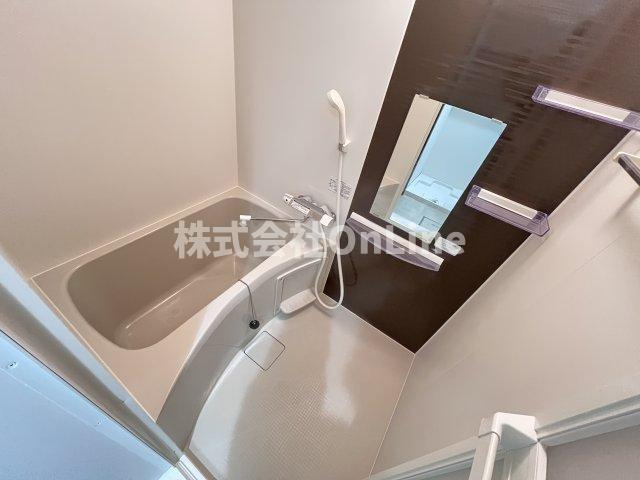 大阪市平野区加美東４丁目のアパートの浴室
