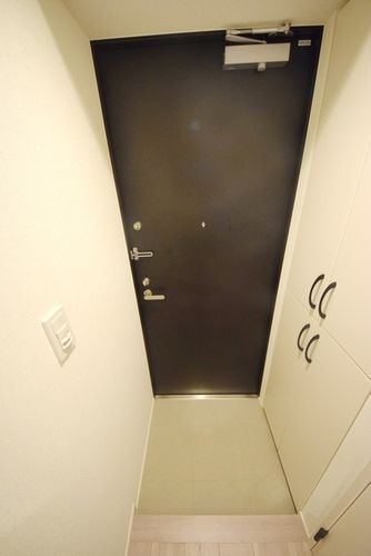 RELUXIA上野 の玄関