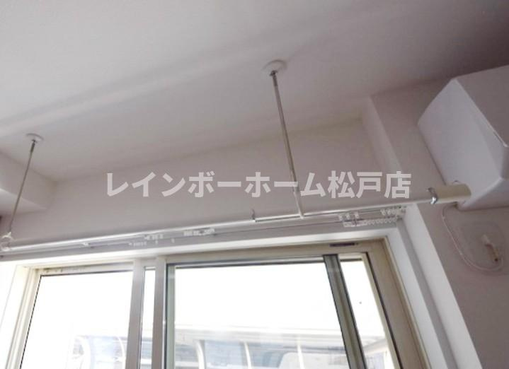 エクセルメゾンBの内装|明るい室内です
