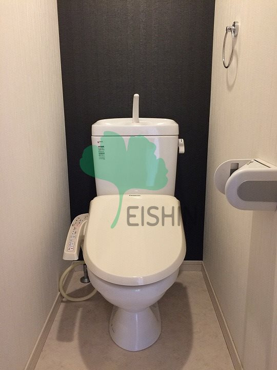 コンフォートベネフィスジオ貝塚駅前のトイレ|清潔感のあるトイレです。
