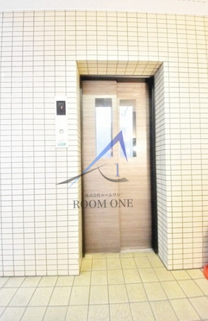 パークテラス市川のその他共用部分|エレベーターです。