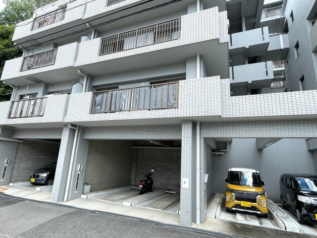 香里ヶ丘ビューハイツS棟の外観