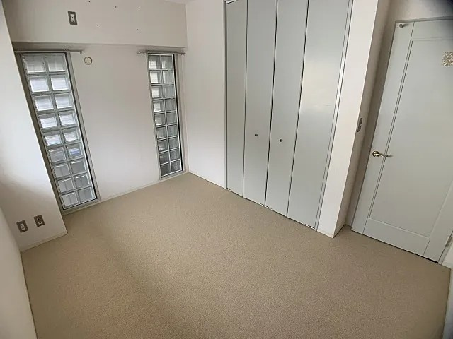 メゾン・ド・レーブ本山の居間・リビング
