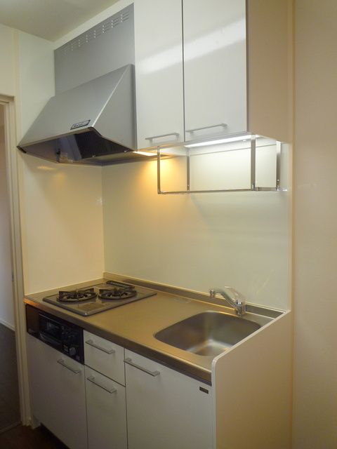 Casa refinadoのキッチン|★ガス２口システムキッチン★