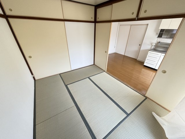 堺市南区竹城台１丁の賃貸マンションの内装