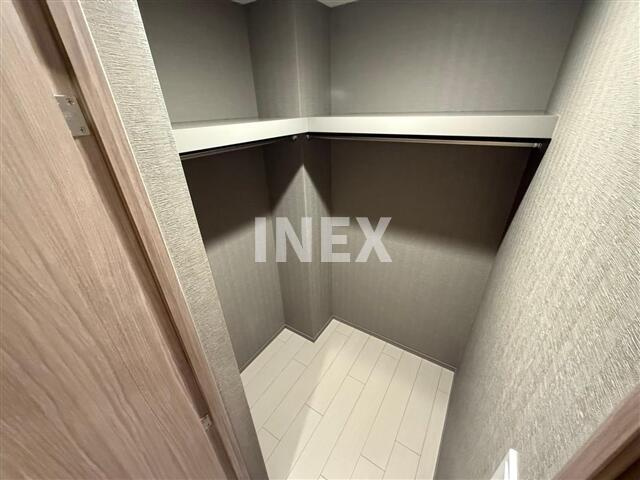 横浜市中区若葉町１丁目の賃貸マンションの収納