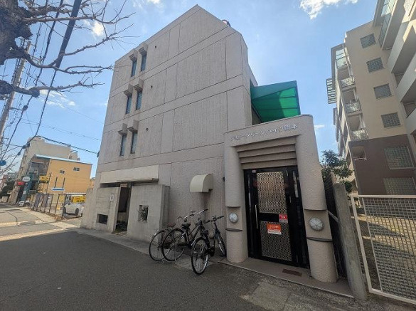ハローグリーンハイツ岡本の外観