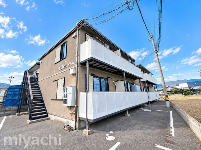 第33愛日ハイツの外観