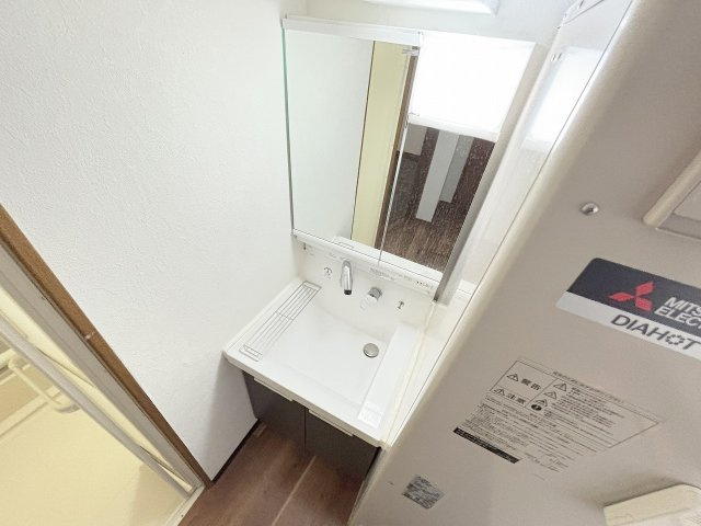 リヴィエール淀の独立洗面台