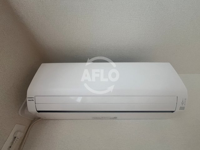 シャーメゾン阪南ガーデンの設備|シャーメゾン阪南ガーデン　エアコン