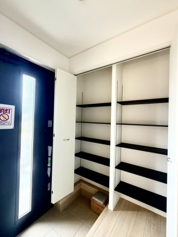和歌山市新庄第4　新築戸建の玄関