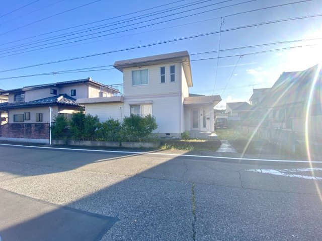 【中古戸建】前橋市下川町の外観|■外観｜少し気になる！資料請求だけ！大歓迎です♪お気軽に木ノ葉プランニング高崎店までお問い合わせください♪