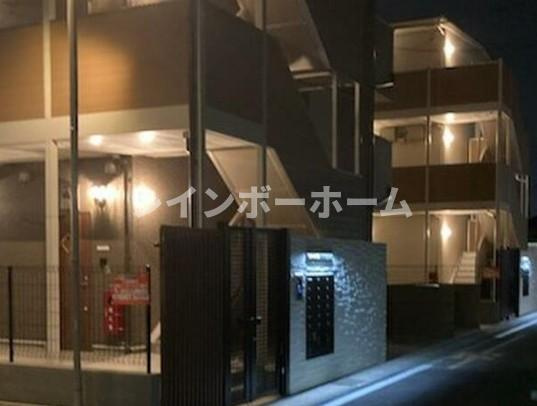 センチュリーオークＡ棟のエントランス