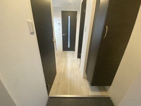 ジーメゾン新狭山ノースの玄関