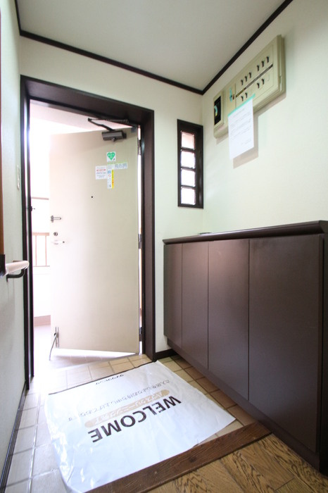 ライオンズマンション西新南の玄関|玄関/シューズボックス