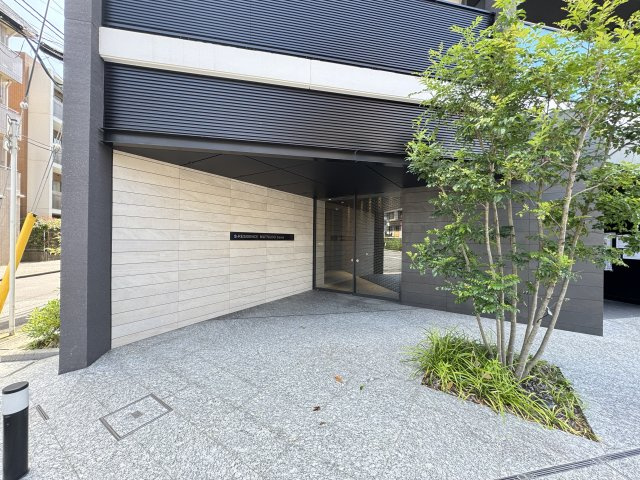 Ｓ－ＲＥＳＩＤＥＮＣＥ松戸ｂｅｎｅのエントランス