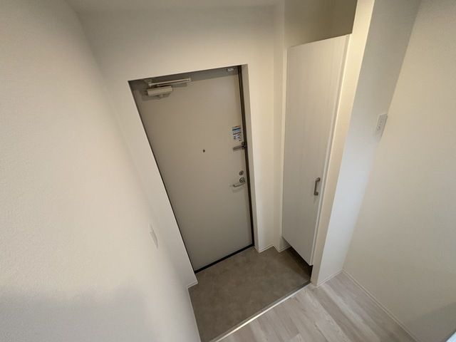 ジーメゾン川越稲荷町の玄関