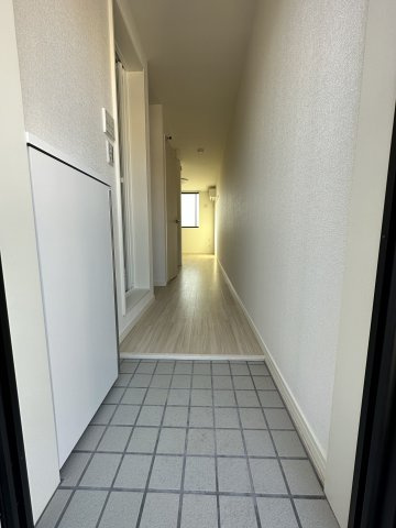 川崎市麻生区上麻生７丁目のアパートの玄関