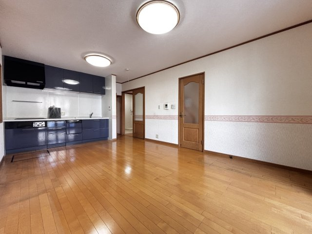 神戸市西区王塚台5丁目戸建の居間・リビング
