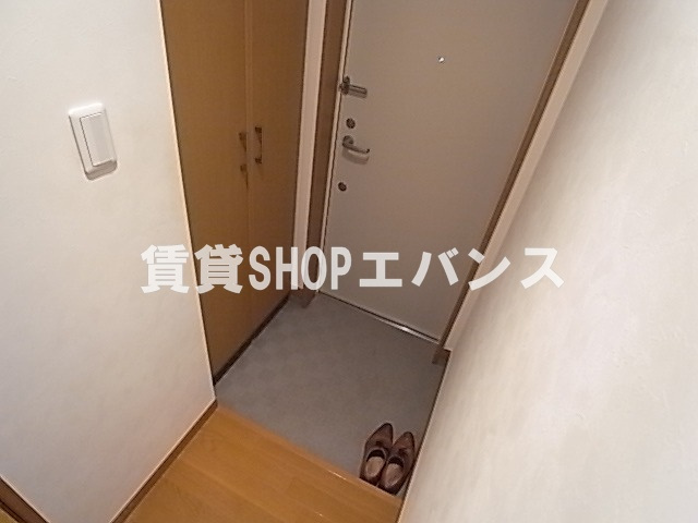 【玄関】 | プライマル・スパイア | ゆったりとした玄関です