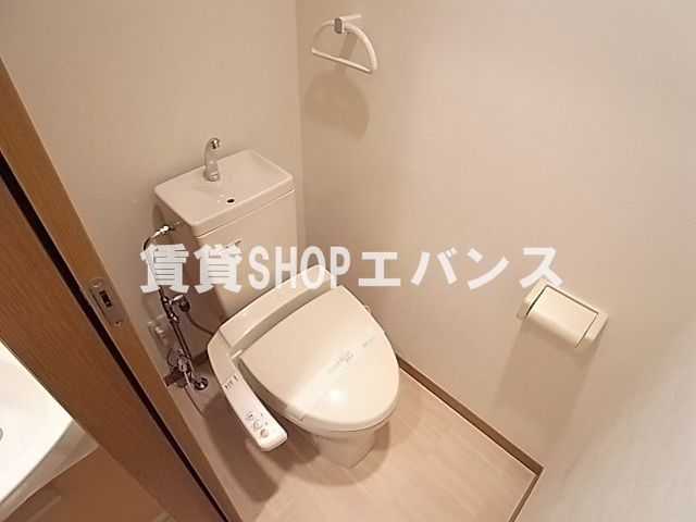【トイレ】 | プライマル・スパイア | 清潔感のあるトイレです